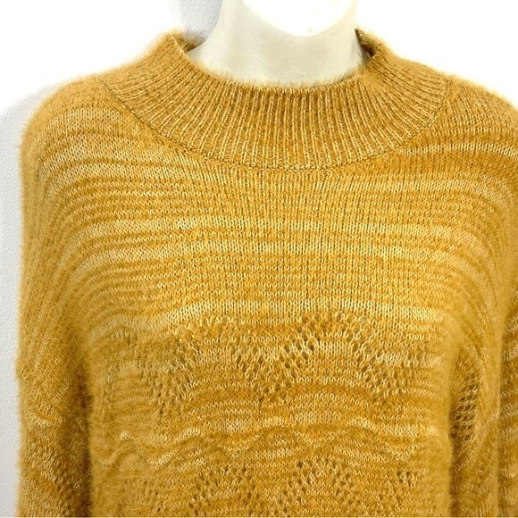 NWT LC, Lauren Conrad, , scalloped edge, eyelash tunic sweater - Picture 5 of 11